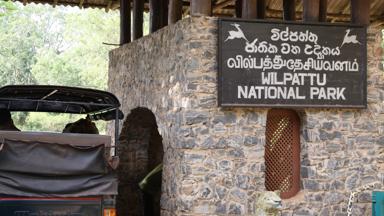 sri lanka_wilpattu national park_safari_f