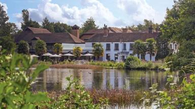 groot-brittannie-zuidoost-engeland-surrey-farnham-frensham-pond-hotel