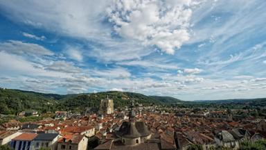 Frankrijk-Occitanie-Aveyron-Villefranche-de-Rouergue-luchtfoto©CRT Occitanie-Dominique.Viet