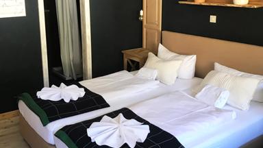 hotel_duitsland_Furtwangen im Schwarzwald_Hotel Krauter Chalet_tweepersoonskamer