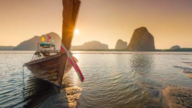 thailand_zuid_strand_zonsondergang_boot_GettyImages-640828812