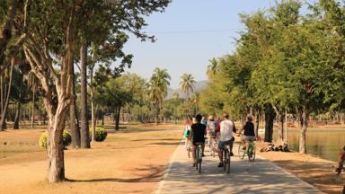 thailand_sukhothai_groep_fiets_f
