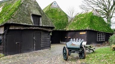 nederland_drenthe_orvelte_boerderij_kar_schuur_pixabay