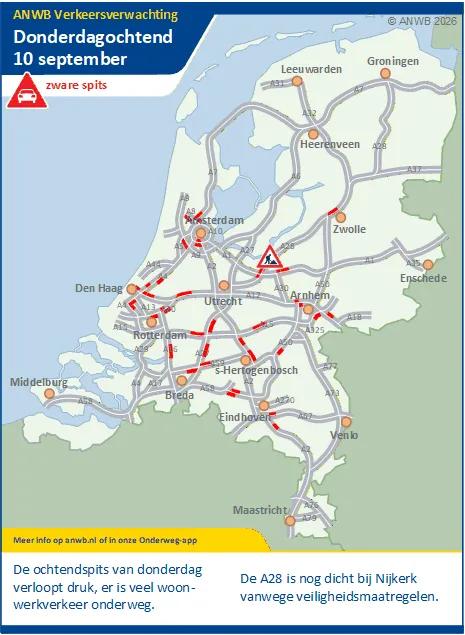 Donderdagochtend een zware spits. De A28 bij Nijkerk is dicht vanwege veiligheidsmaatregelen.