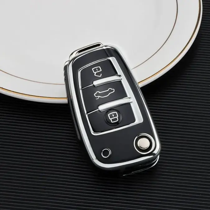 Dutch Shield Sleutelhoesje  Audi zwart C3