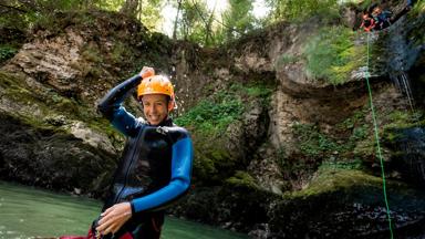 camping_slovenie_julische_alpen_camping_radovljica_buffel_outdoor_activiteit_canyoning_kind4_copyright_floris_heuer