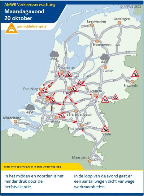 In het midden en noorden is het minder druk door de herfstvakantie. In de loop  van de avond gaat er een aantal wegen dicht vanwege werkzaamheden.