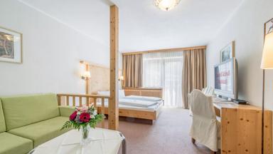 Oostenrijk_Kirchbichl_Hotel_Gasthof_Schroll_Tweepersoonskamer2